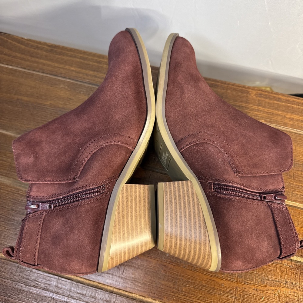 White Mountain Women's Sadie‎ Bootie Burgundy Suede size 8M - Picture 5 of 8